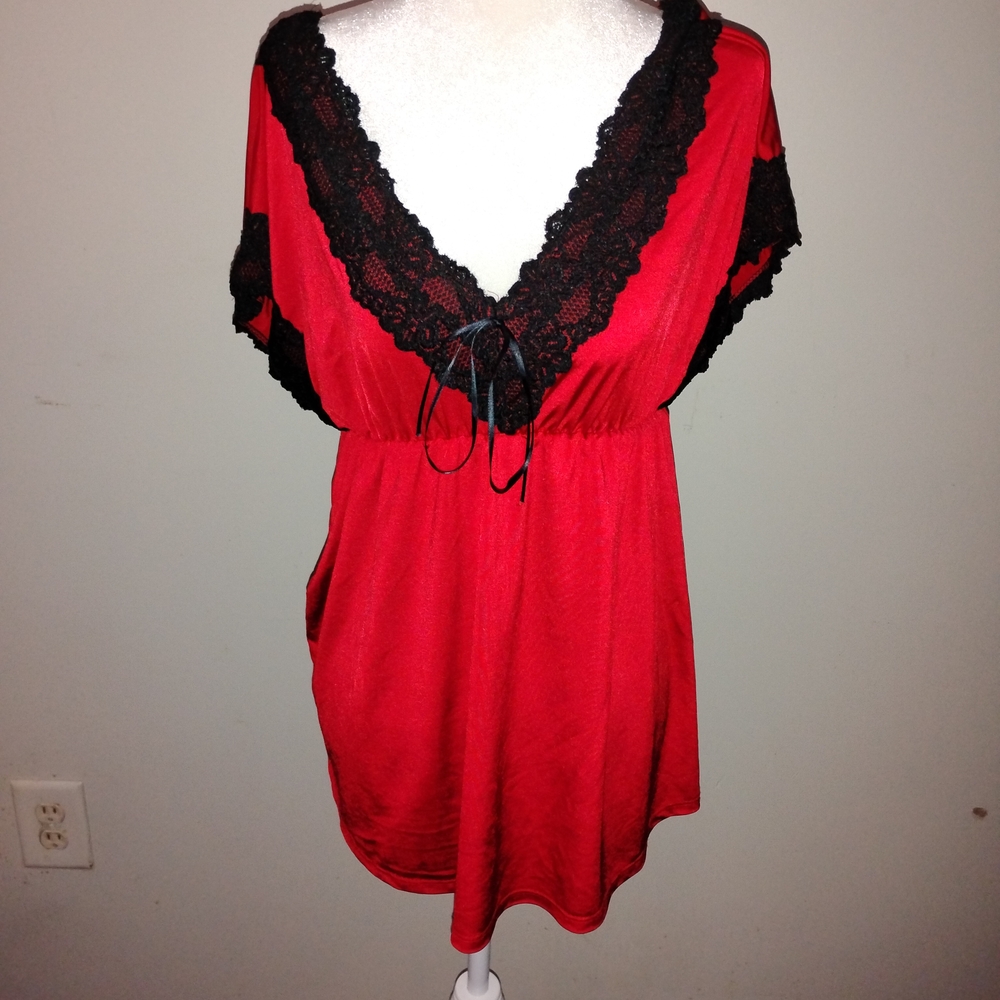 Red Lace-Trim Women's Sleep Tunic - Unknown Brand